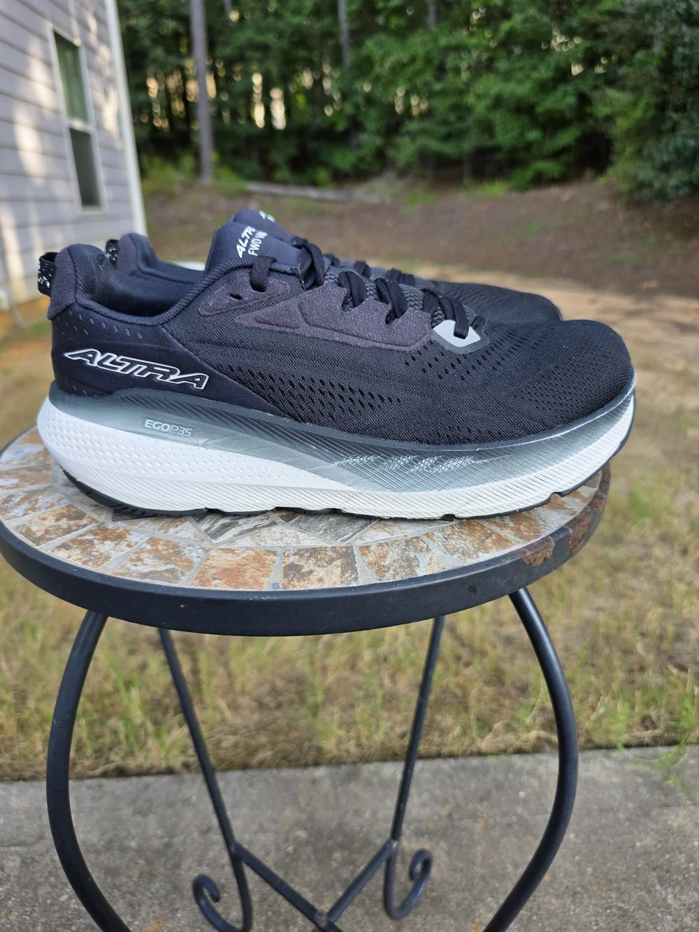 Altra FWD VIA 2 ALOA85TW010 Black/White Running Shoes Sneakers Women's Size 10.5